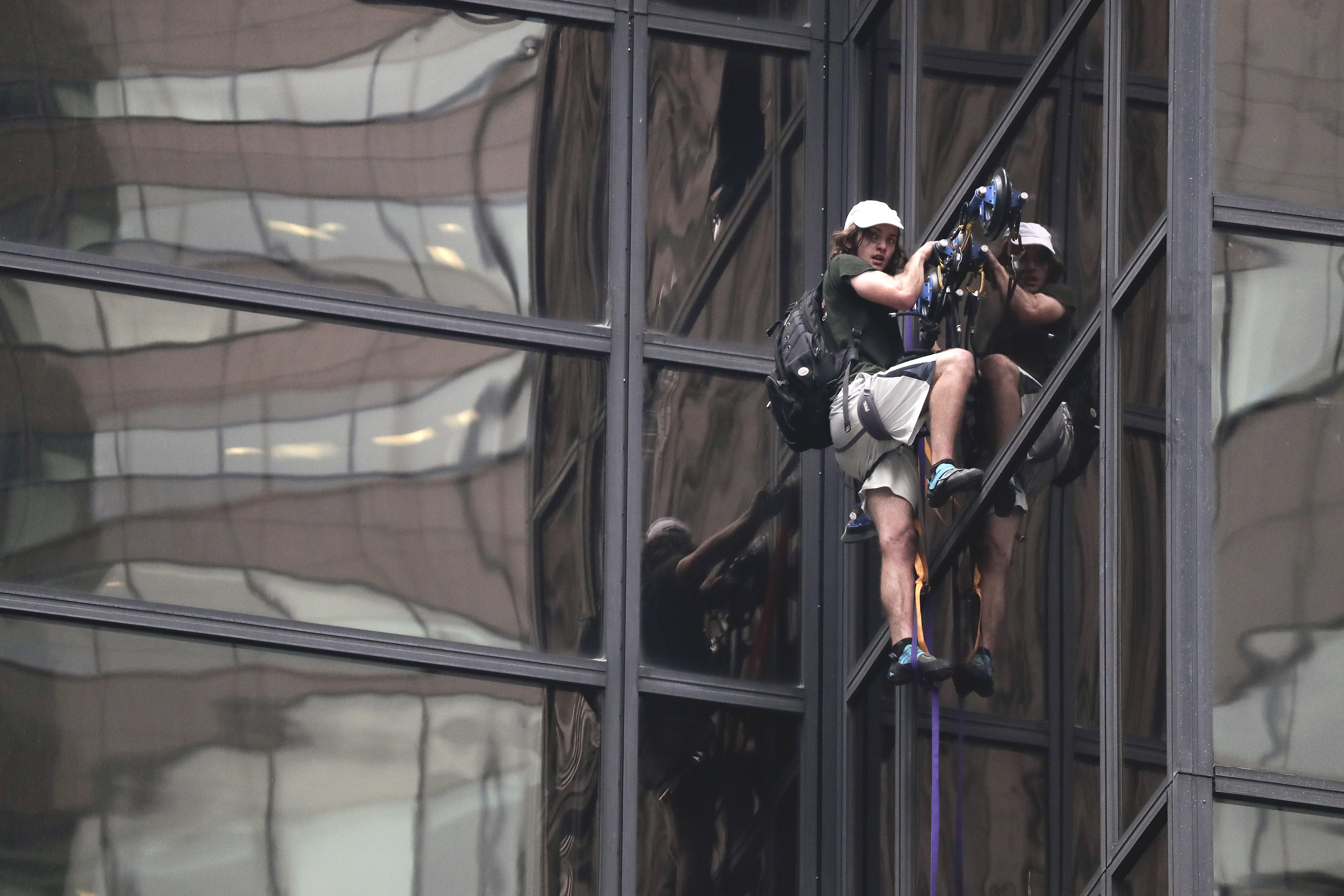 Trump Tower Climber_191928