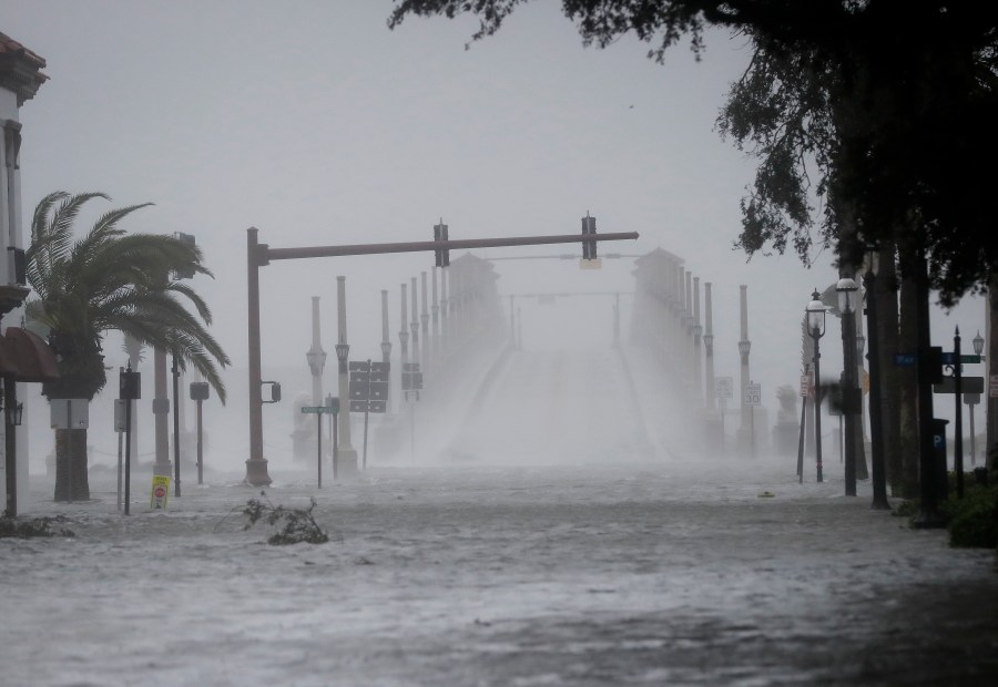 APTOPIX Hurricane Matthew Florida_230931