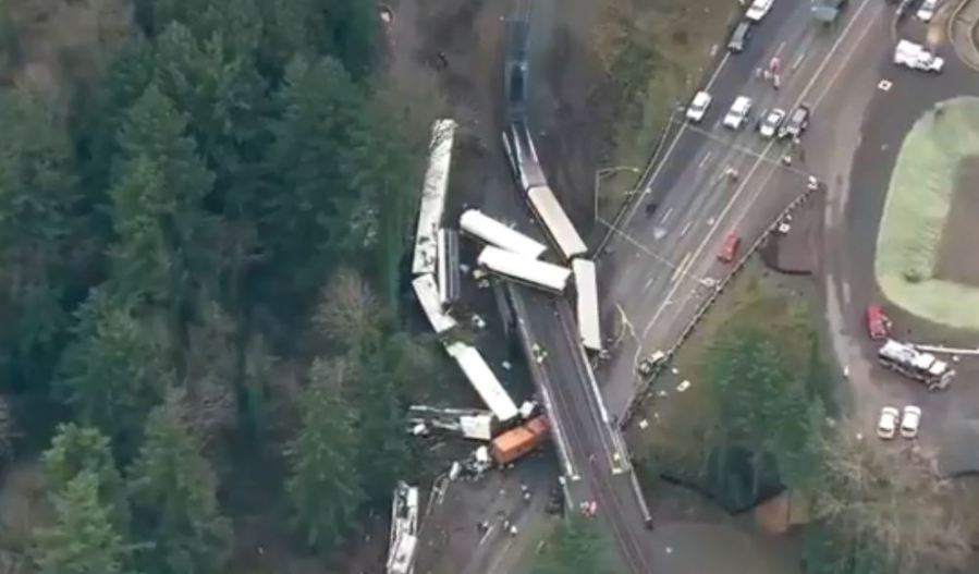 trainderailment_521545